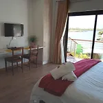 Vlei Cove Guesthouse